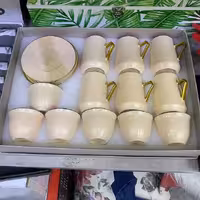 6 عدد فنجان و نعلبکی 
6 عدد قهوه خوری 
جنس سرامیک 
بسیار خاص و شیک 

قیمت این ست اماراتی زیبا 
ارسال رایگان