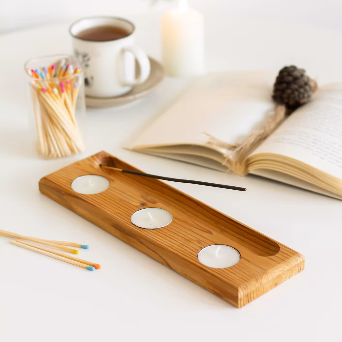 جا عود و شمع چوبی برند رایکا 