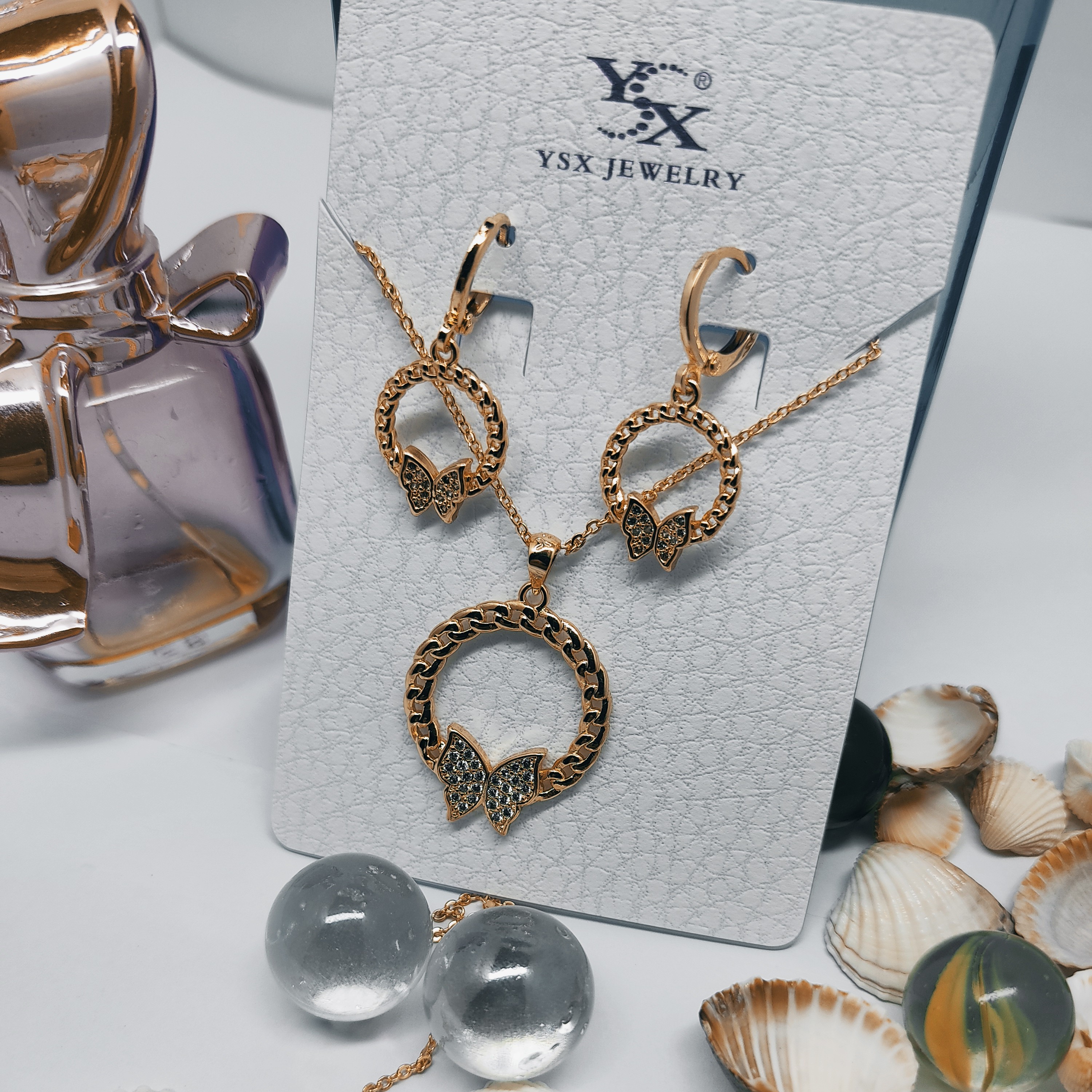 
نیم ست مدل پروانه
