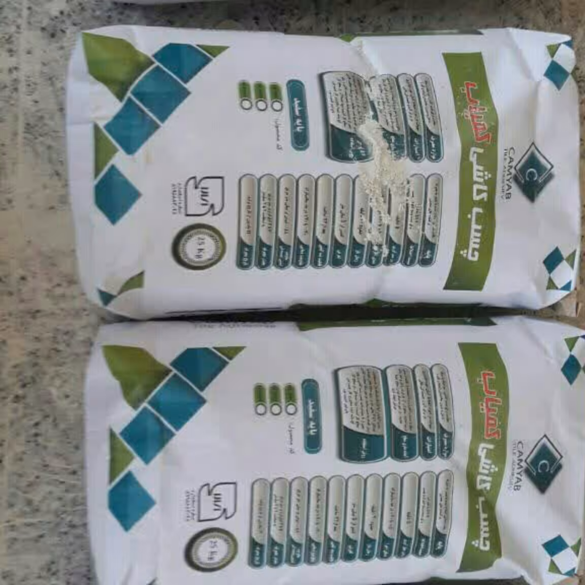 چسب پودری کاشی وسرامیک کمیاب با کد m80000 مخصوص پرسلان واسلپ باسایز بزرگ قدرت چسبندگی خیلی زیاد   انعطاف پذیری خیلی  خوب