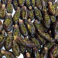 ترشی بادمجان شکم پر  در بسته بندی یک کیلو و 300 گرمی