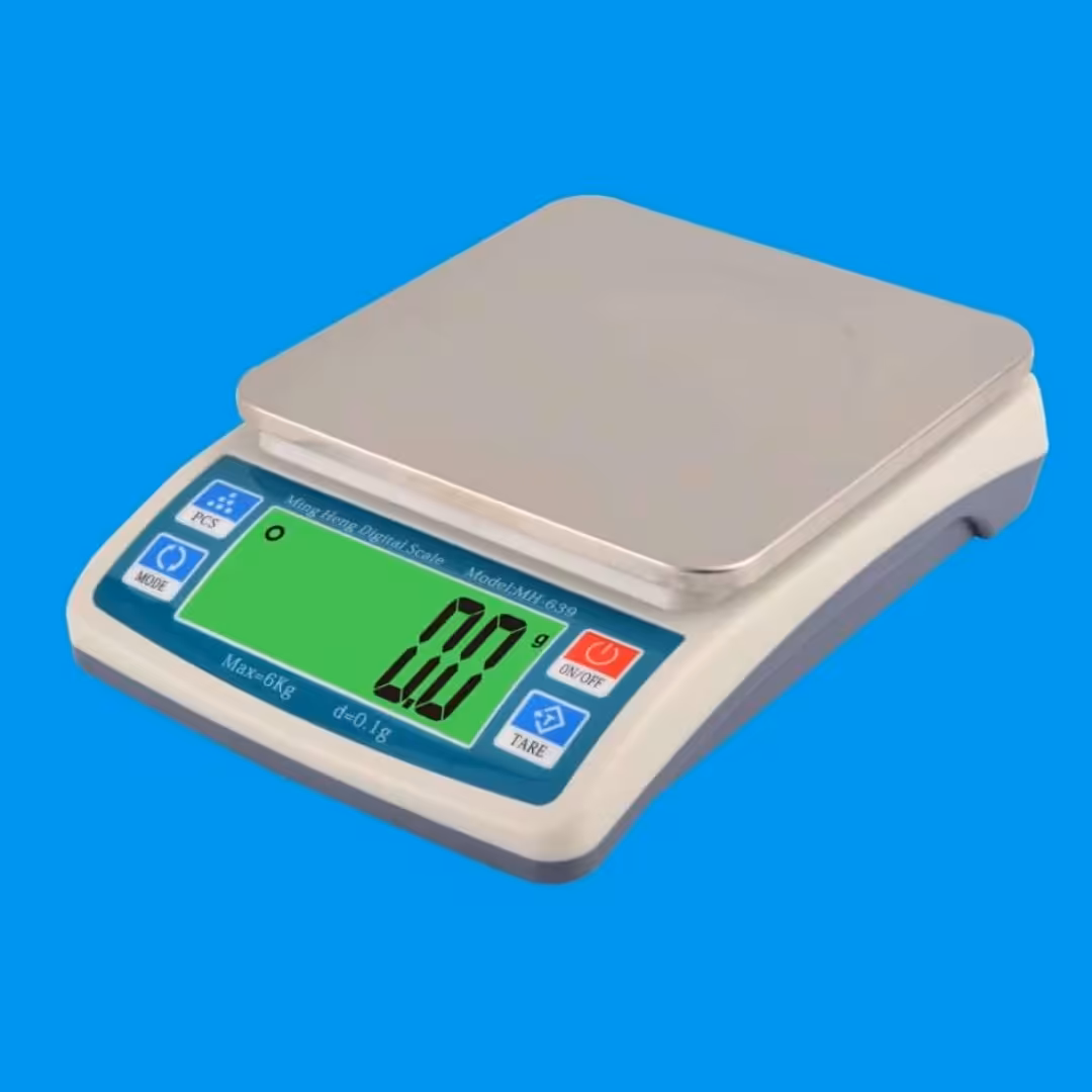 ترازو یک صدم 3کیلو گرم زعفران و آزمایشگاهی