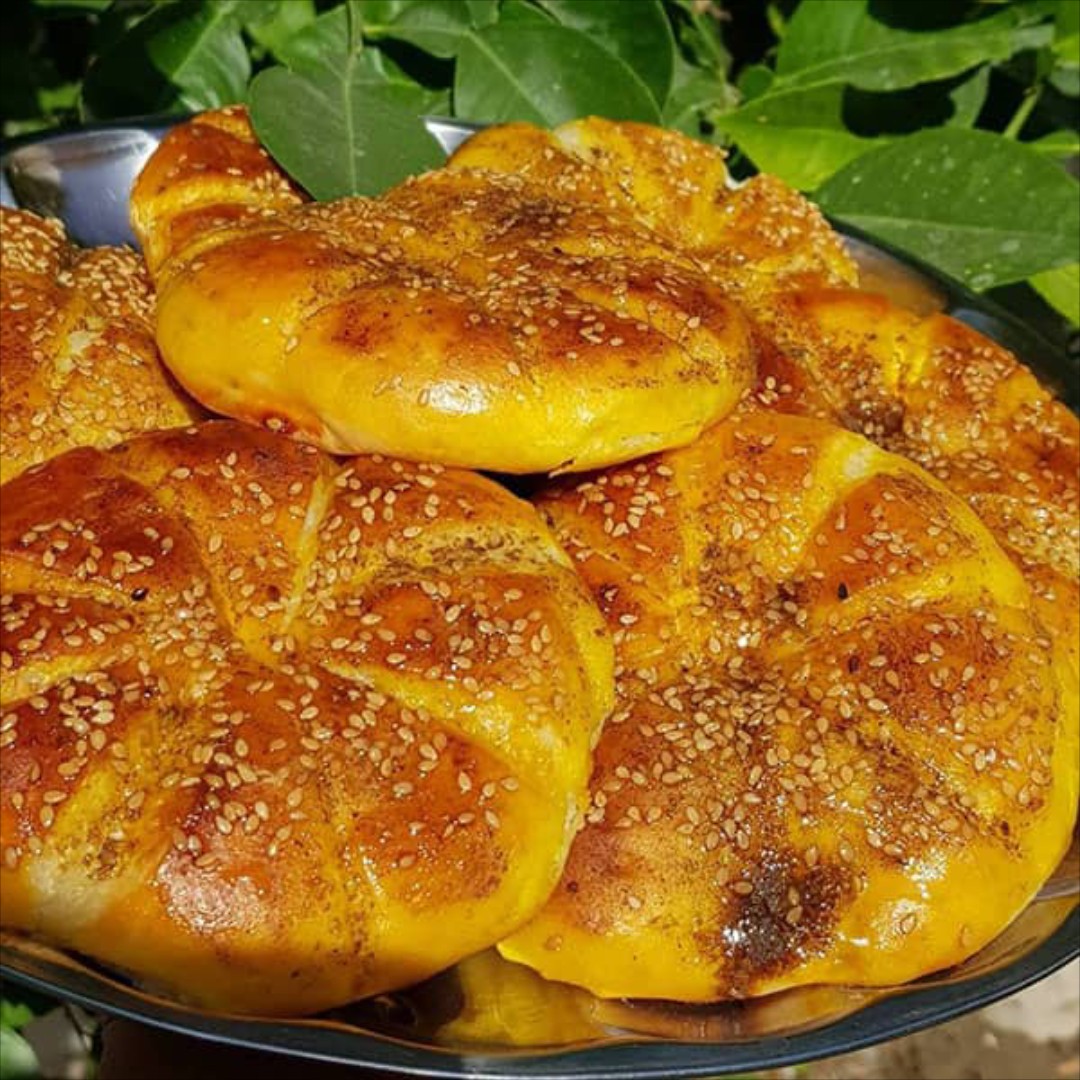 شیرینی فطیر محلی