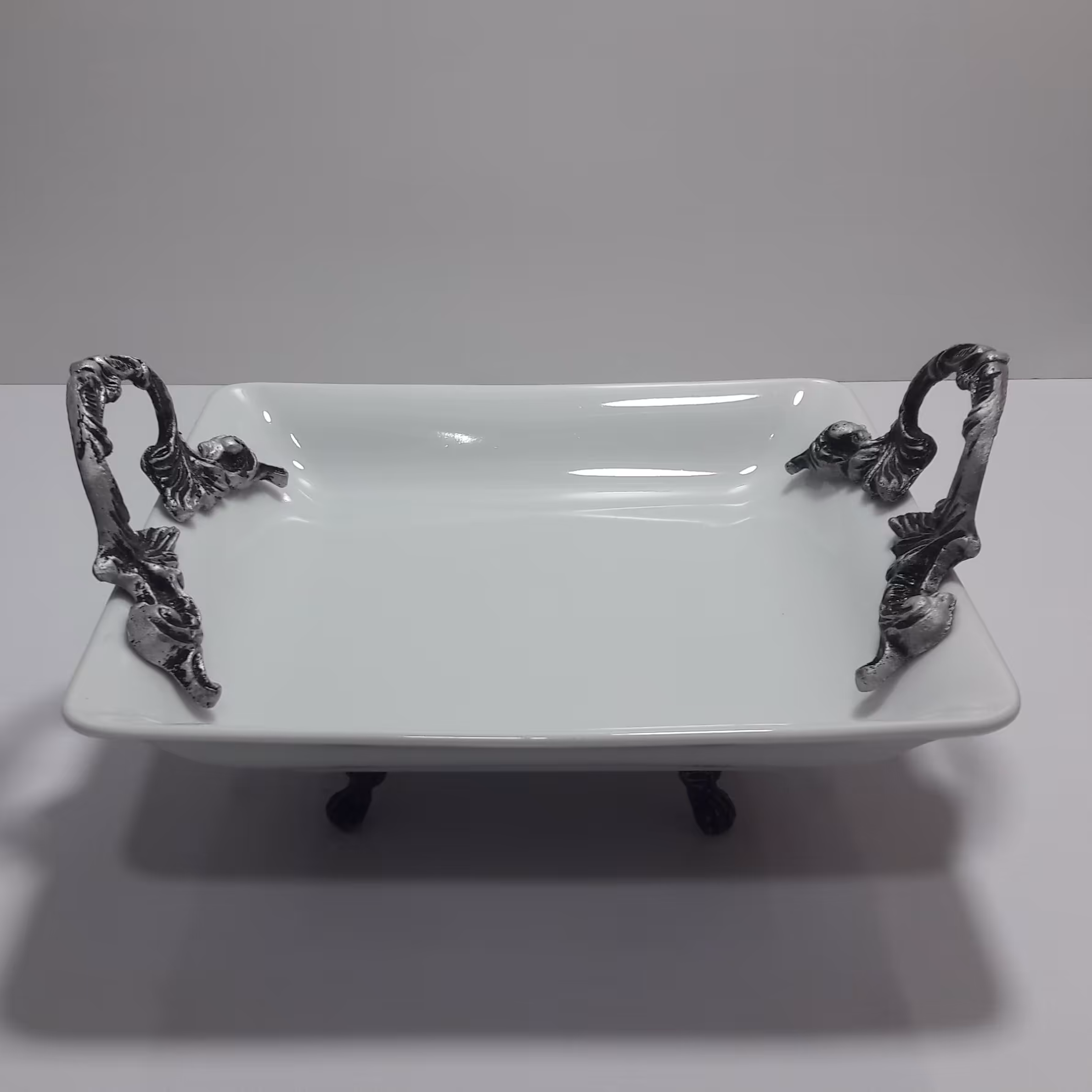 شکلات خوری ،آجیل خوری پایه دار مدل دسته پیوتر .