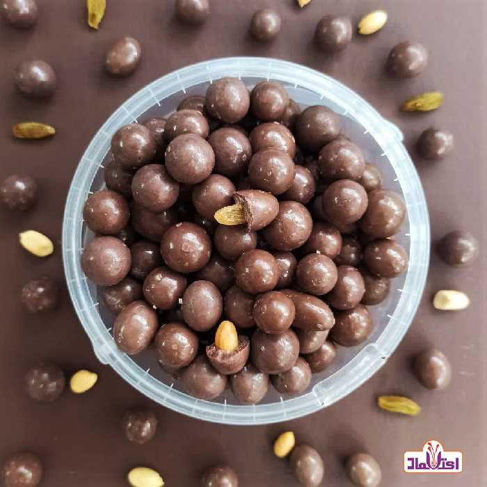 دراژه کاکائویی مغزدار 500 گرمی اعتماد ( کاکائو آجیلی )