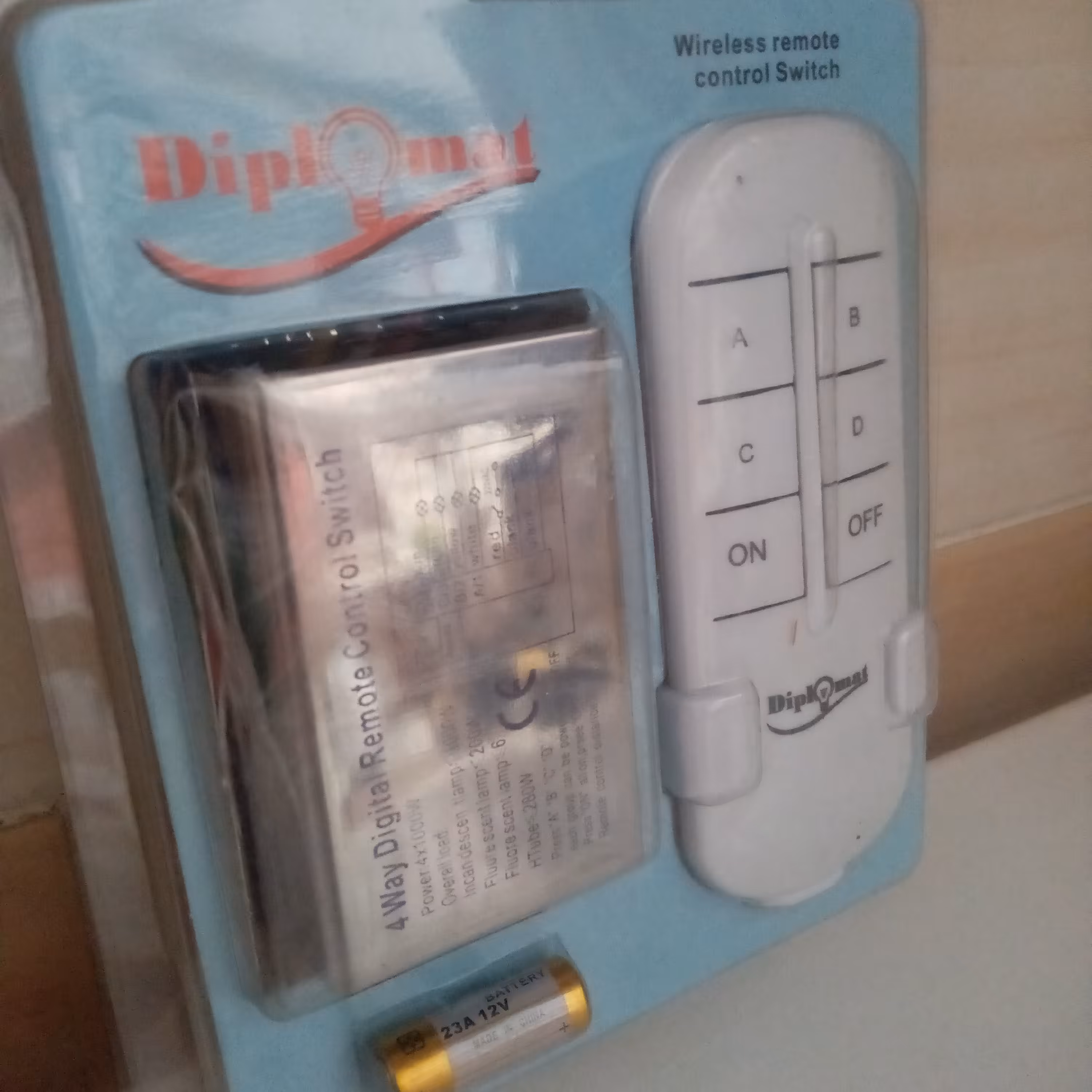 ریموت چهار کاناله روشنایی 