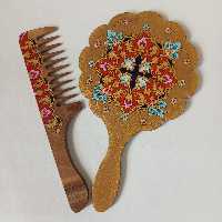 آینه دستی و شانه چوبی با نقاشی تذهیب