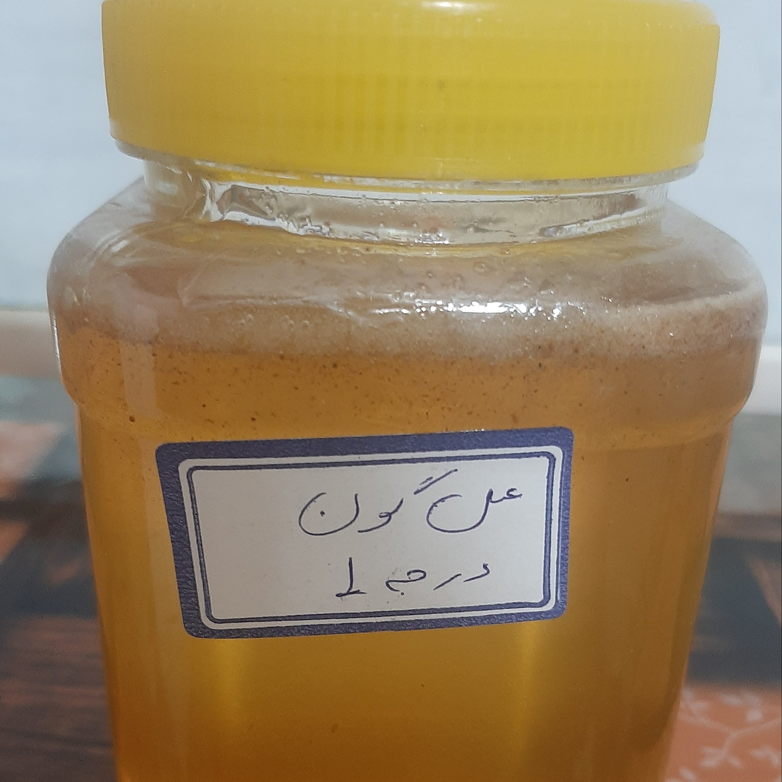 عسل گون 