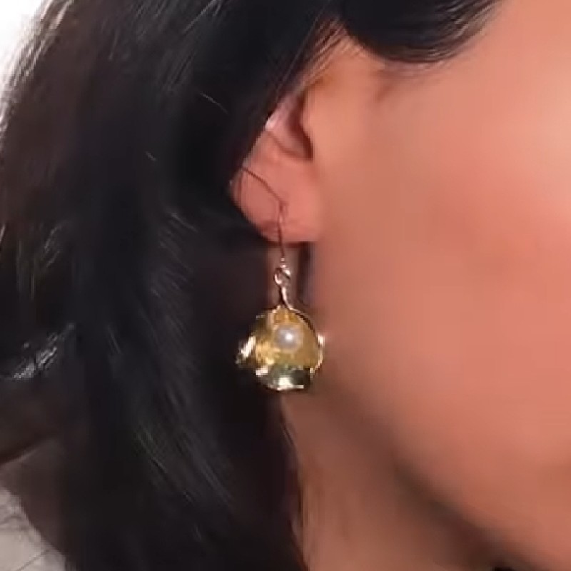 گوشواره مرواریدی