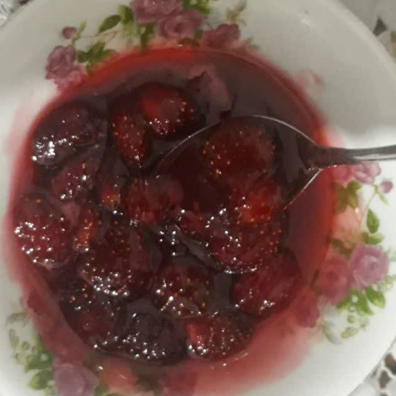مربا توت فرنگی اعلا(پس کرایه)