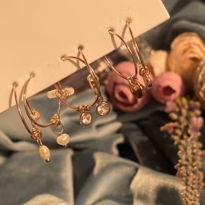 گوشواره در پک سه تایی اکسسوری دخترانه بدلیجات و زیورالات برای کادوتولد