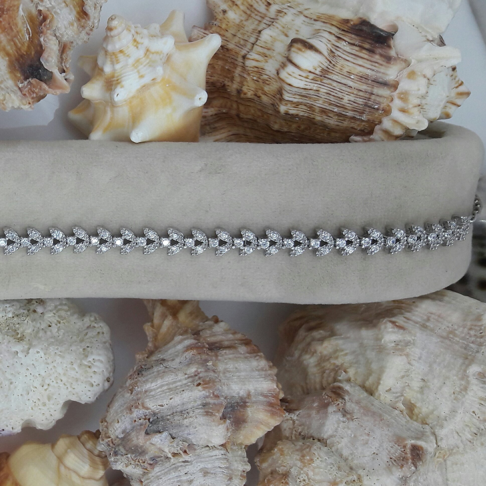 دستبند کد 102