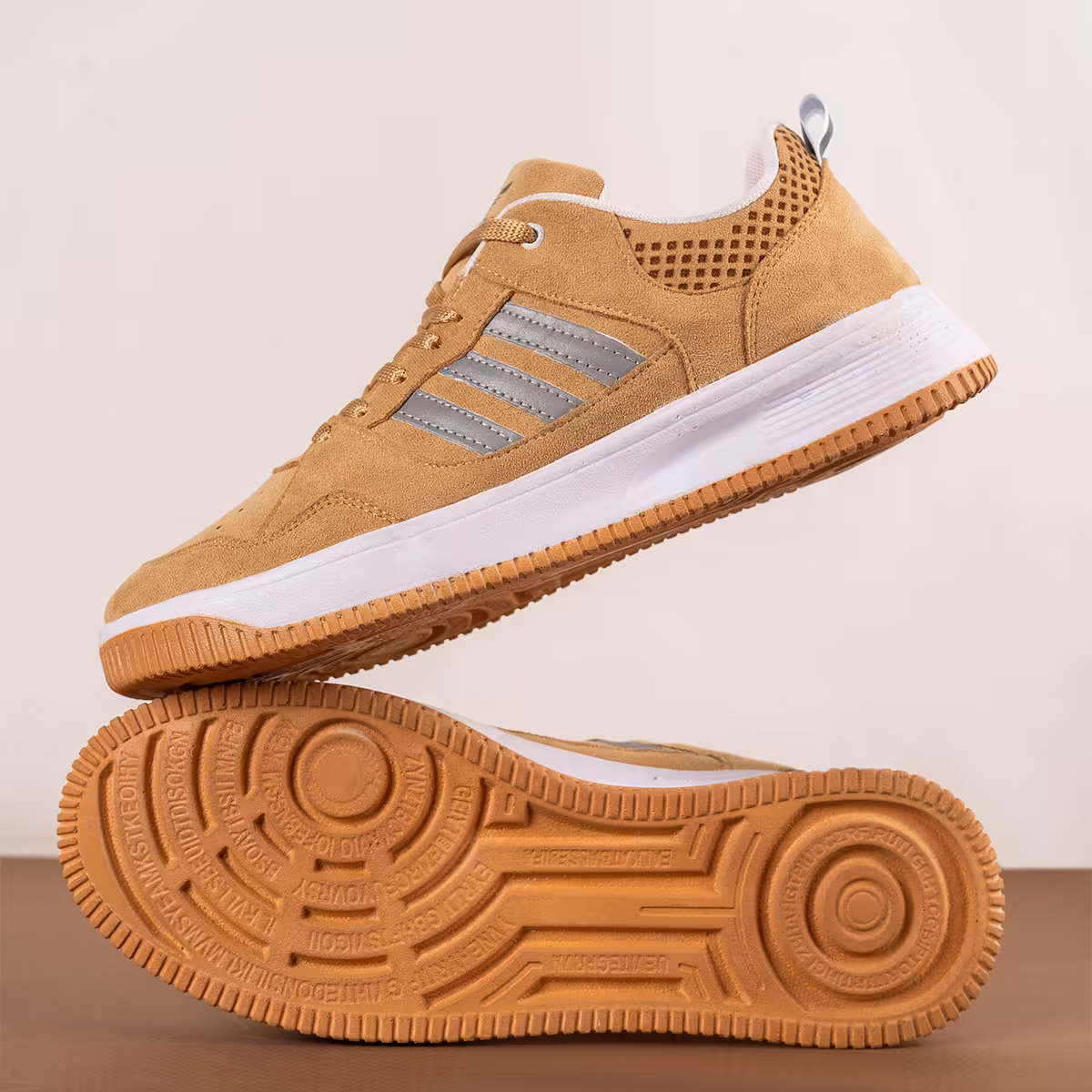 کفش تخت مردانه کرم مدل Tishin