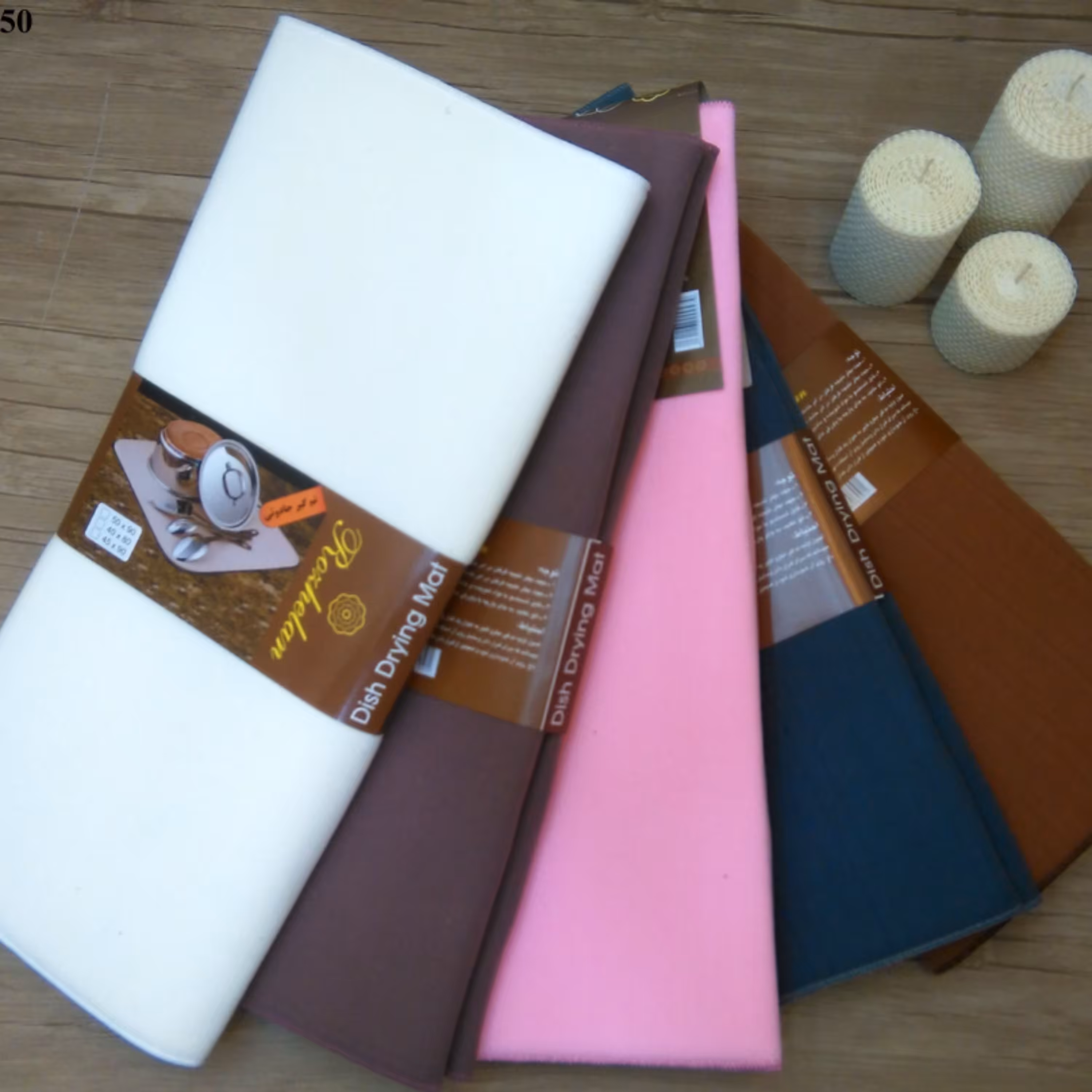 نمگیر کنار سینک ساده رنگ سفید موجوده