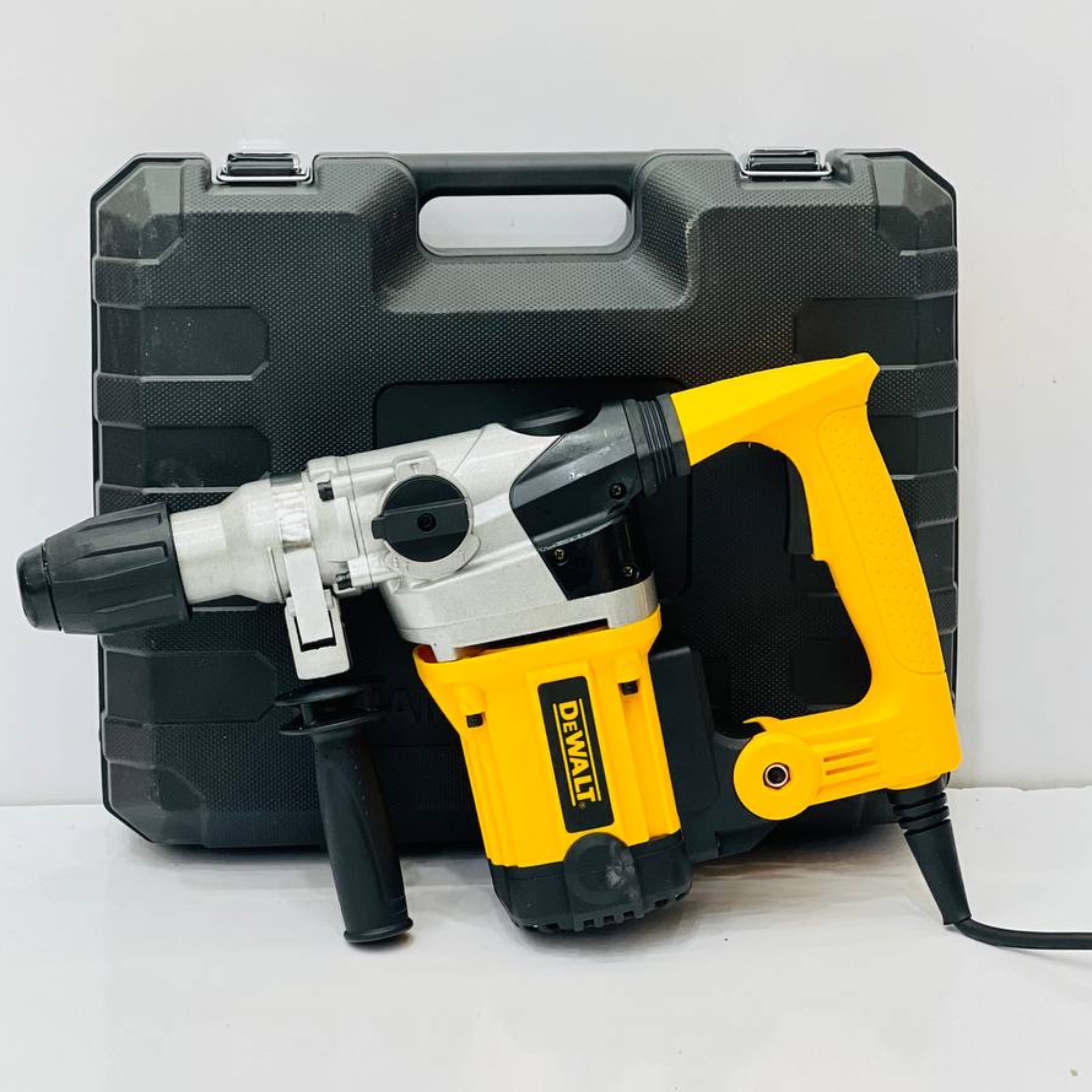 دریل تخریب دیوالت 8 کیلویی