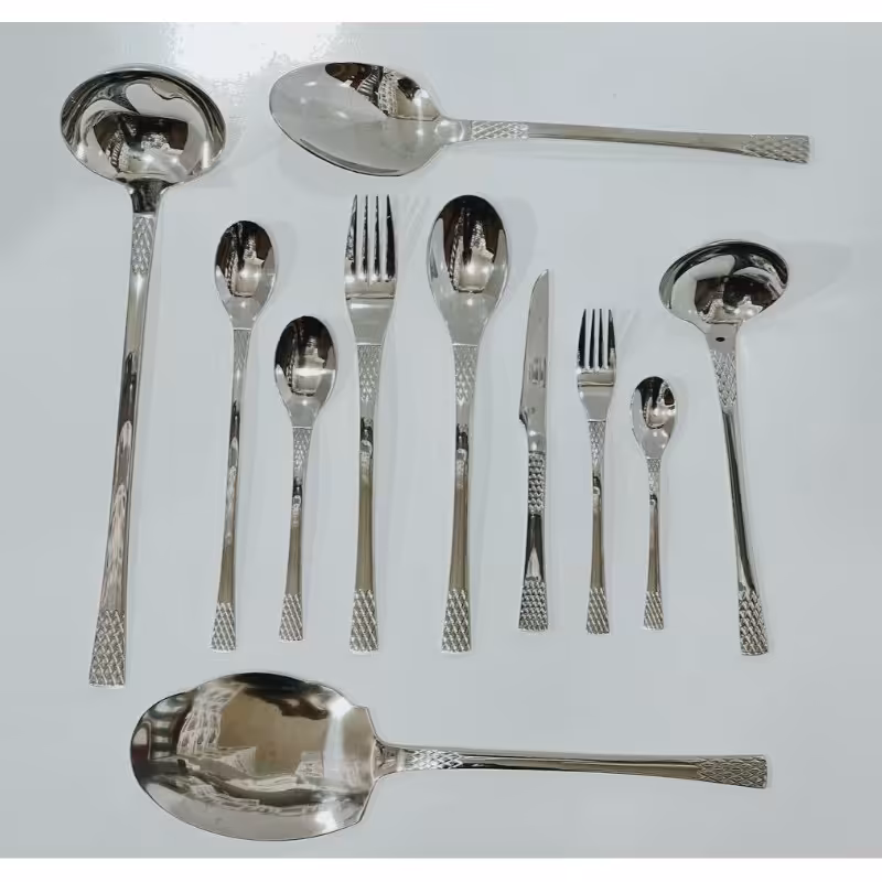 قاشق چنگال یونیک 24 نفره 120 تیکه طرح آناناسی

