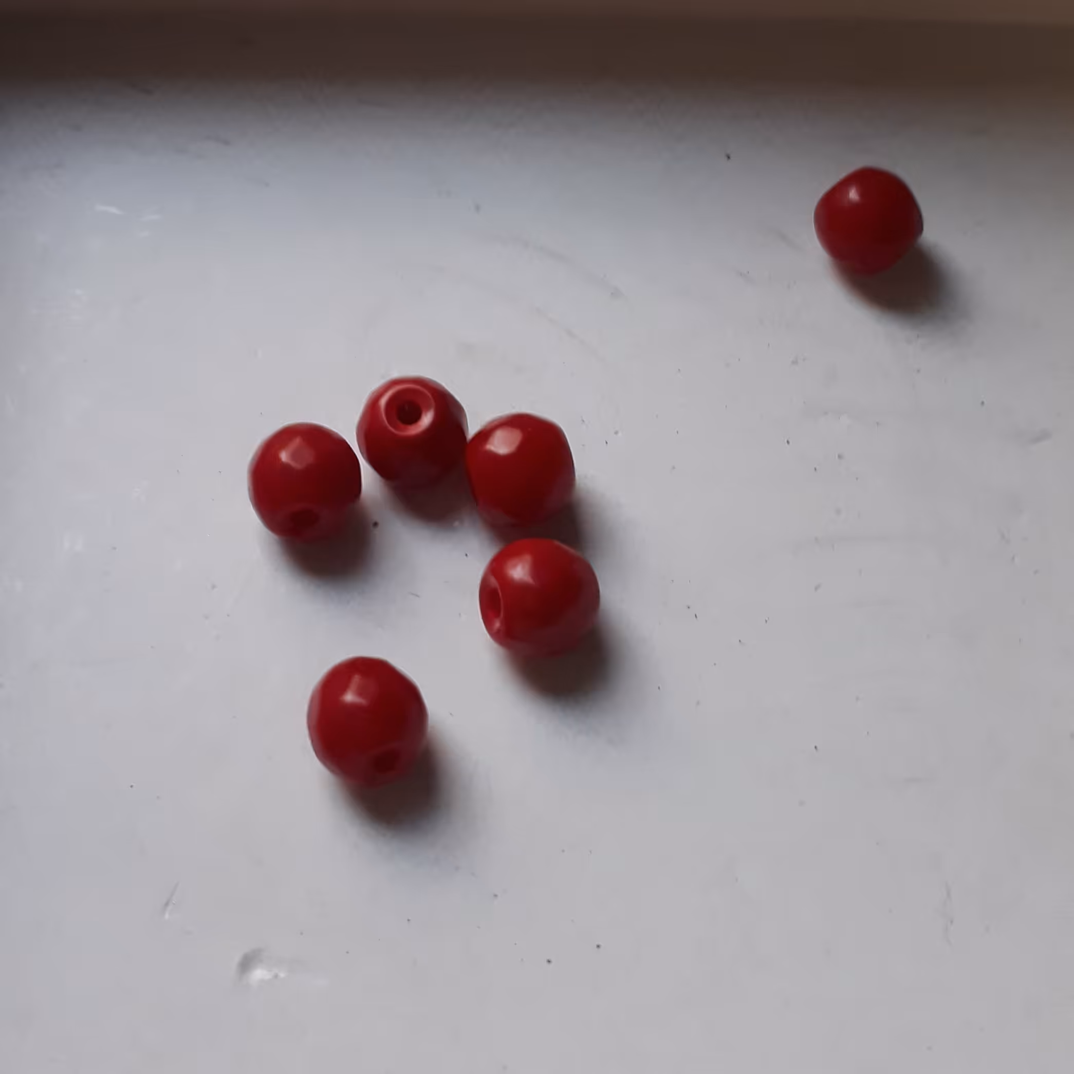 سنگ مرجان تراشدار مهره دستبند سنگ مرجان قرمز 