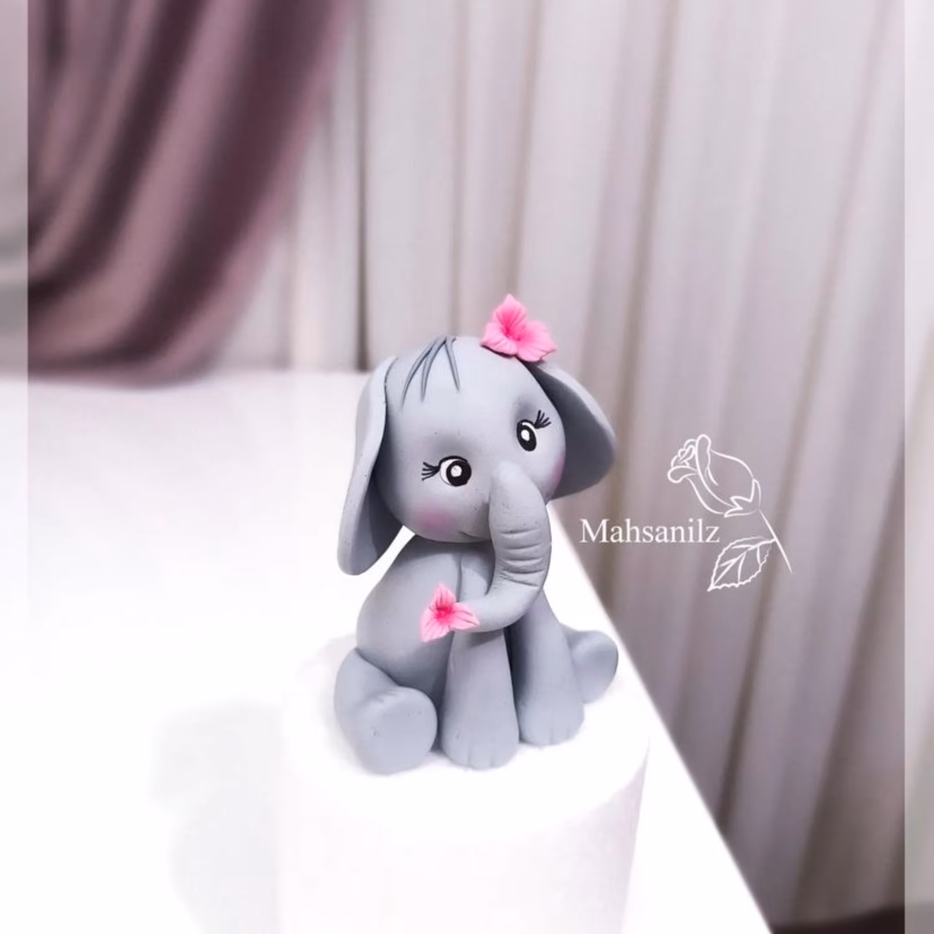 تاپر فوندانت فیل 