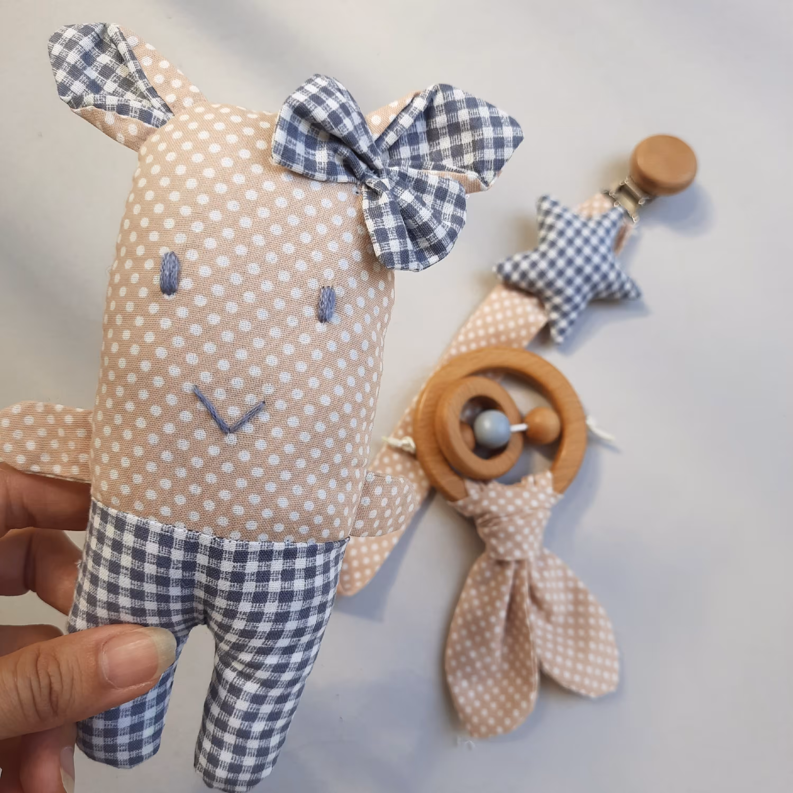 جغجغه پارچه ای خرگوشی 