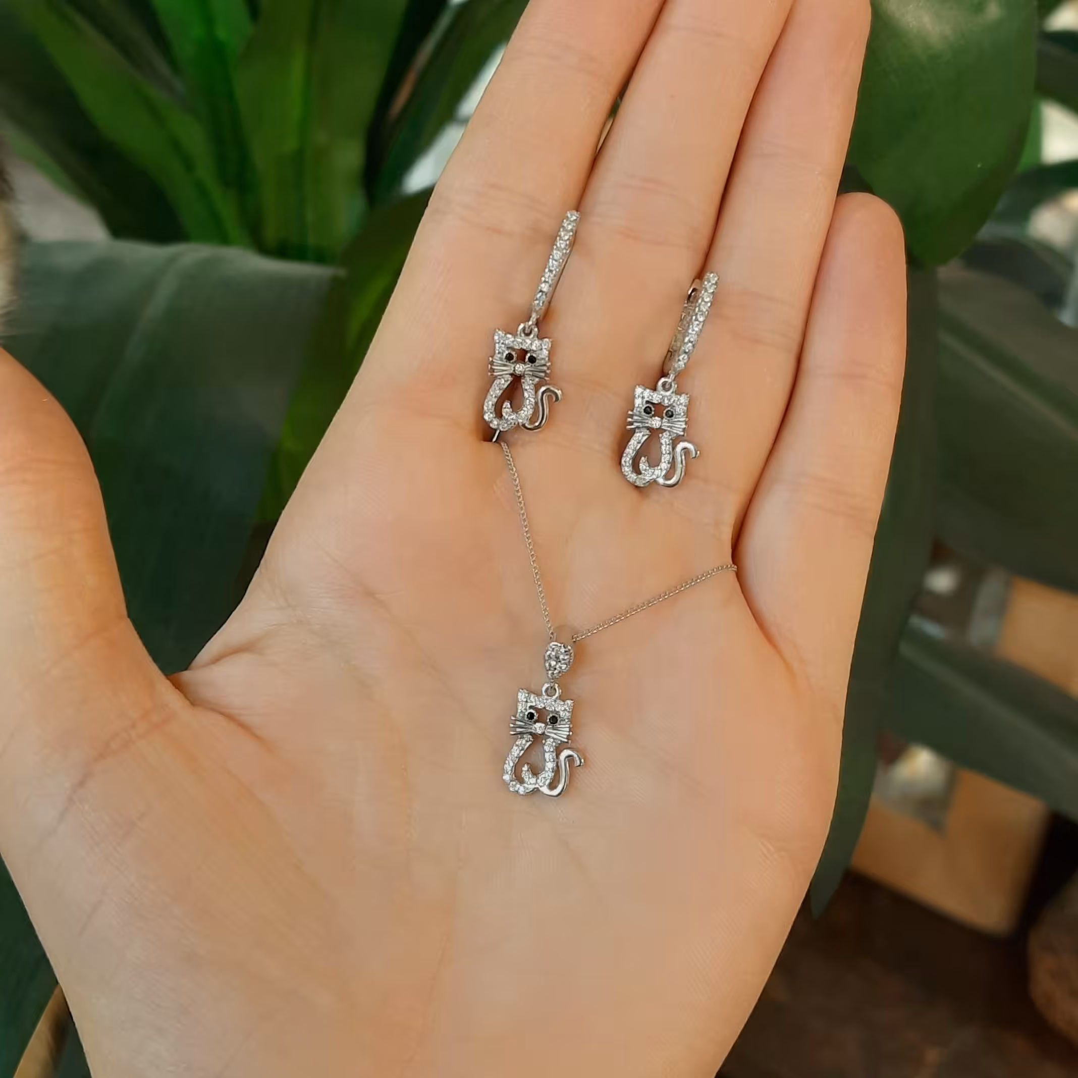 نیم ست نقره پیشی