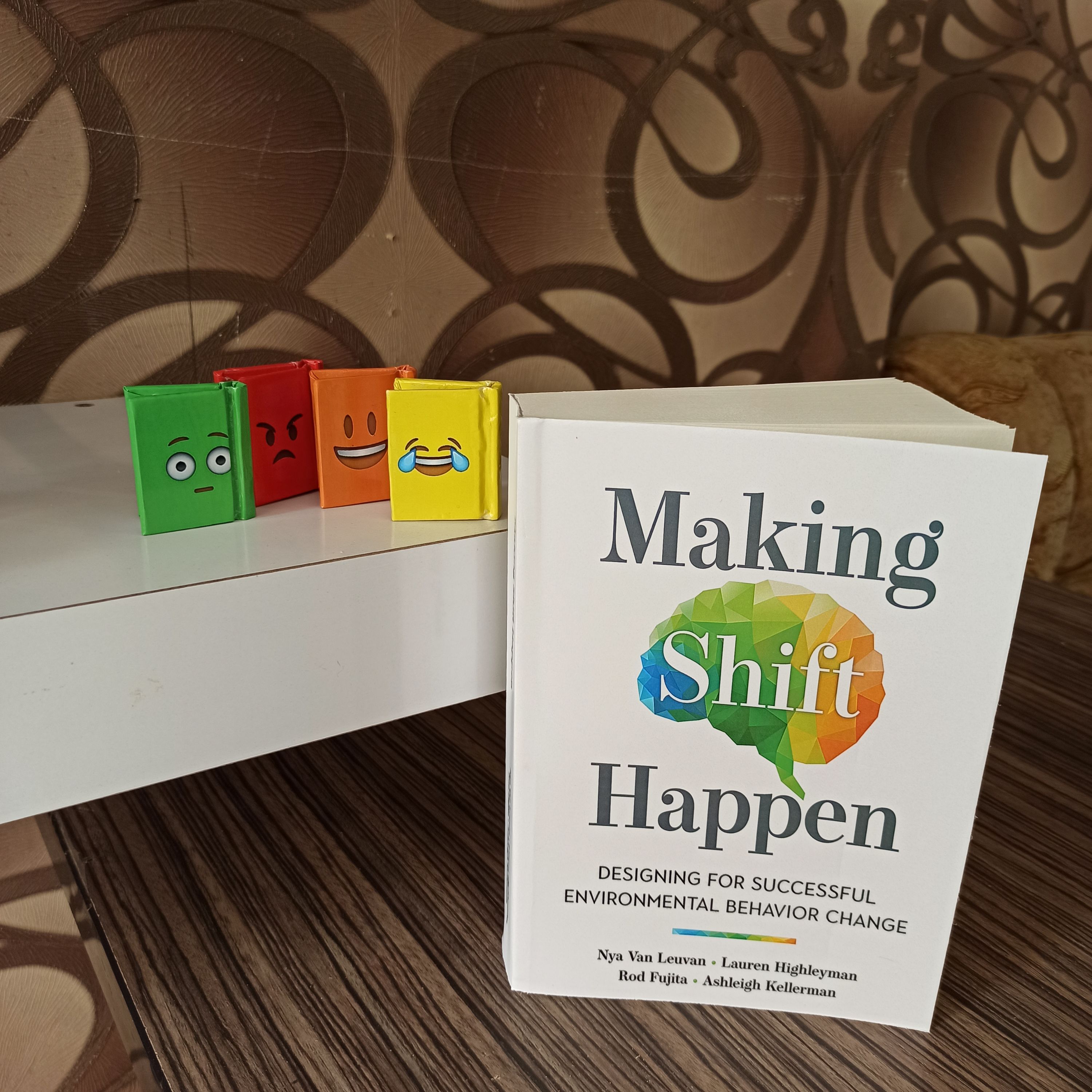 کتاب انگلیسی Making shift happen