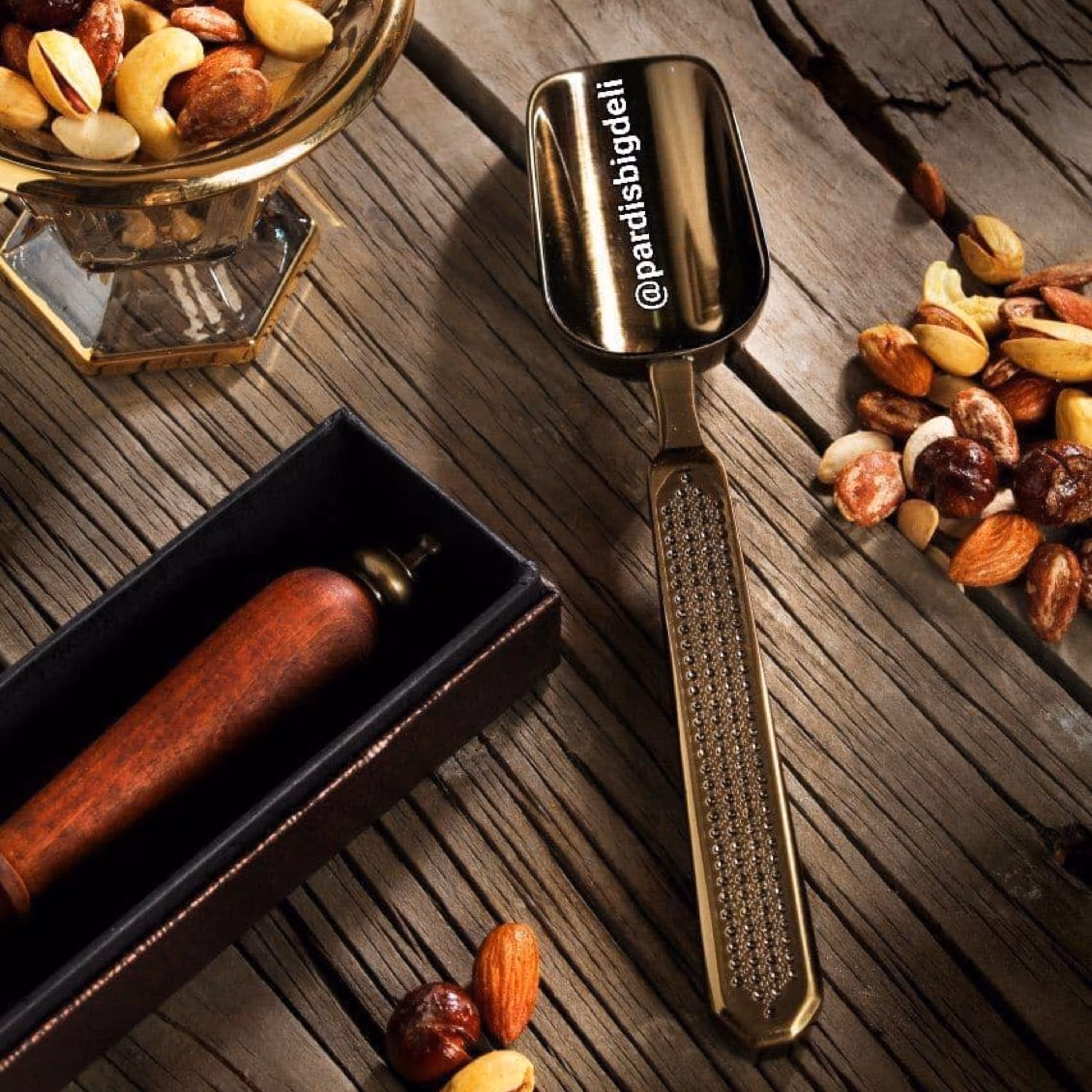 قاشق آجیل دسته فولادی آنتیک رنگ برند ریور ساخت ایتالیا