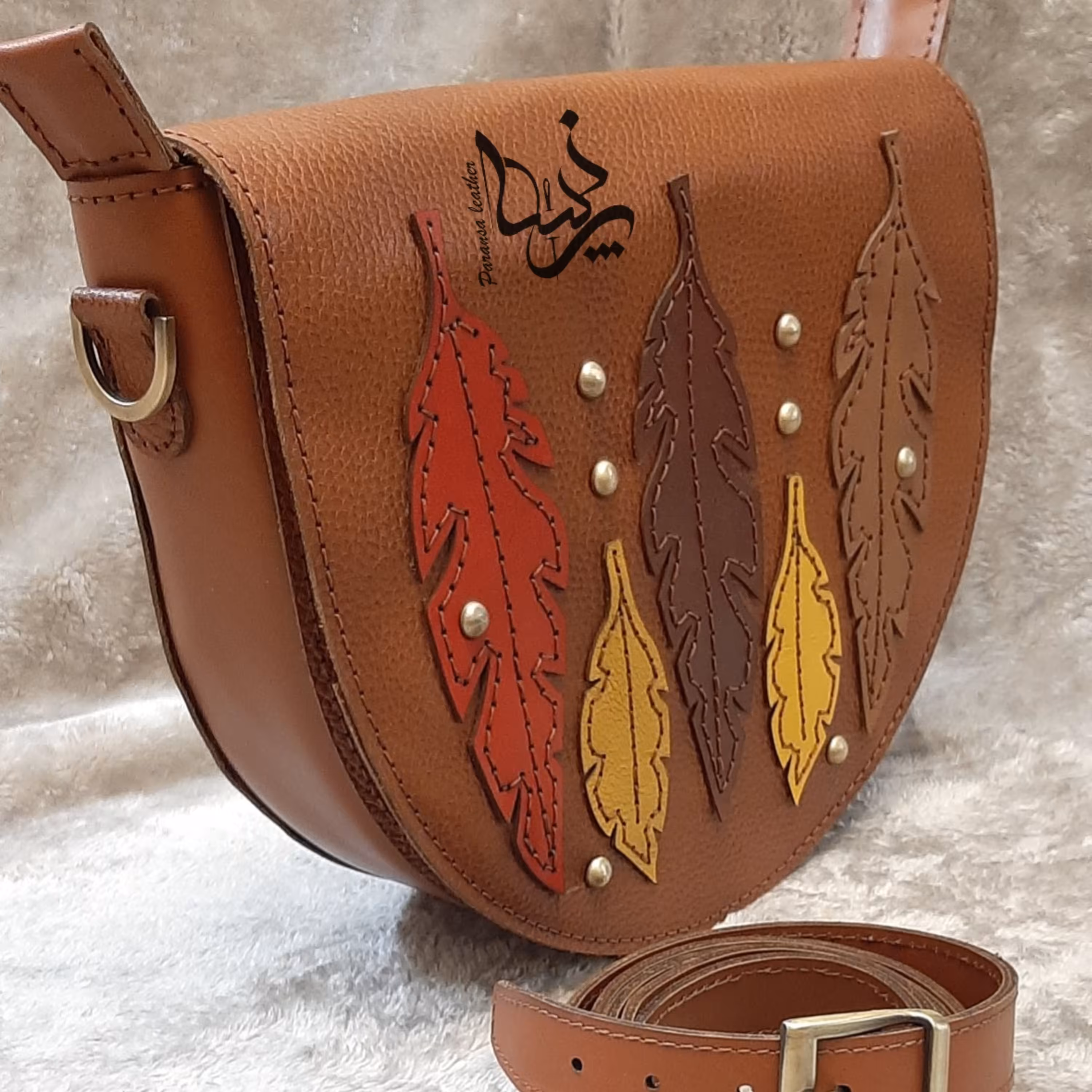 کیف چرمی طبیعی گاوی دست دوز رنگ عسلی زیبا