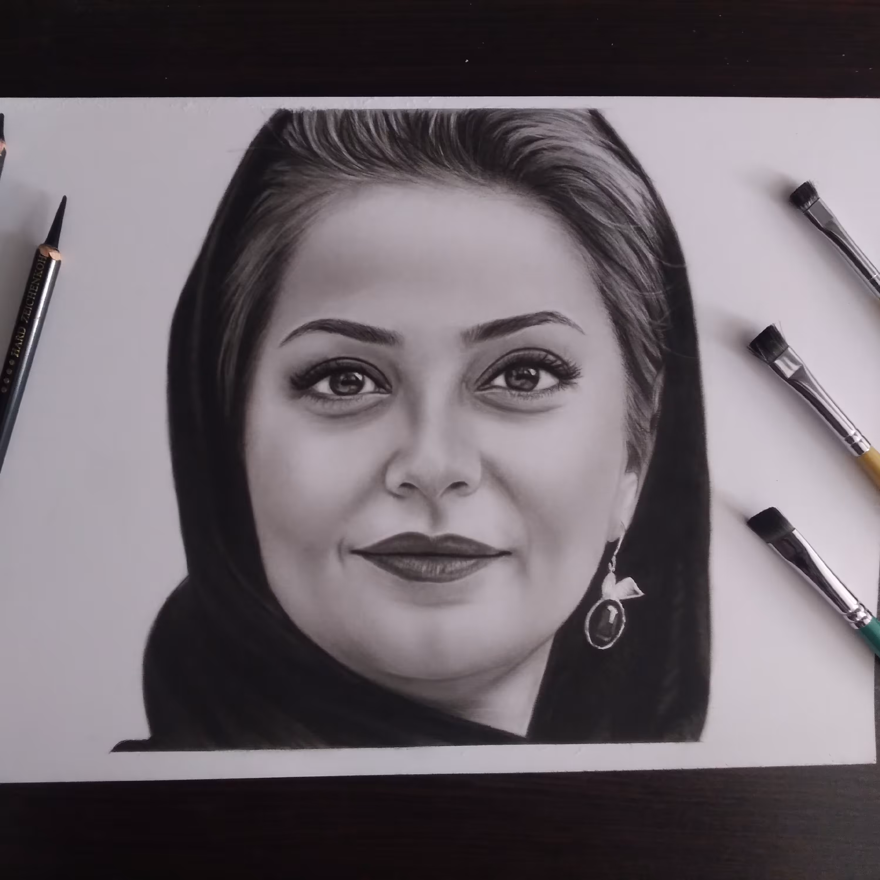 نقاشی پرتره سیاه قلم سایز 30 در 20 