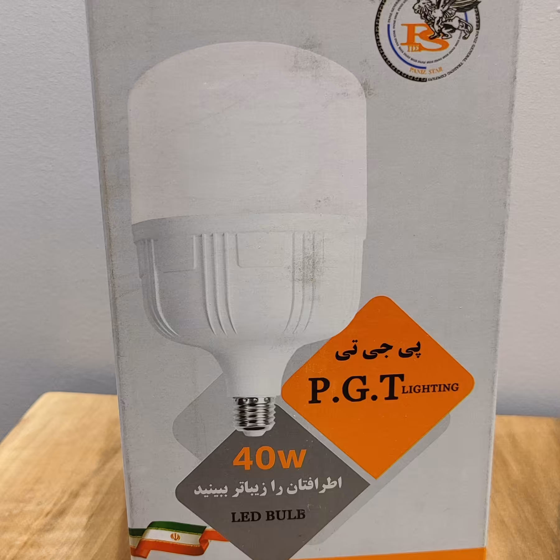 لامپ ال ای دی 40 وات نور مهتابی کیفیت عالی دارای گارانتی تعویض و نشان استاندارد برند پی جی تی 