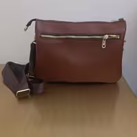 کیف چرم  طبیعی گاوی بسیار با کیفیت.دوخته شده با دست.تنوع چرم و رنگ به درخواست دوستان عزیز
