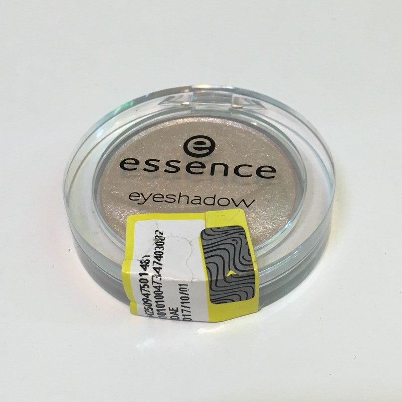 سایه چشم اسنس شماره 19 محصولات - ESSENCE