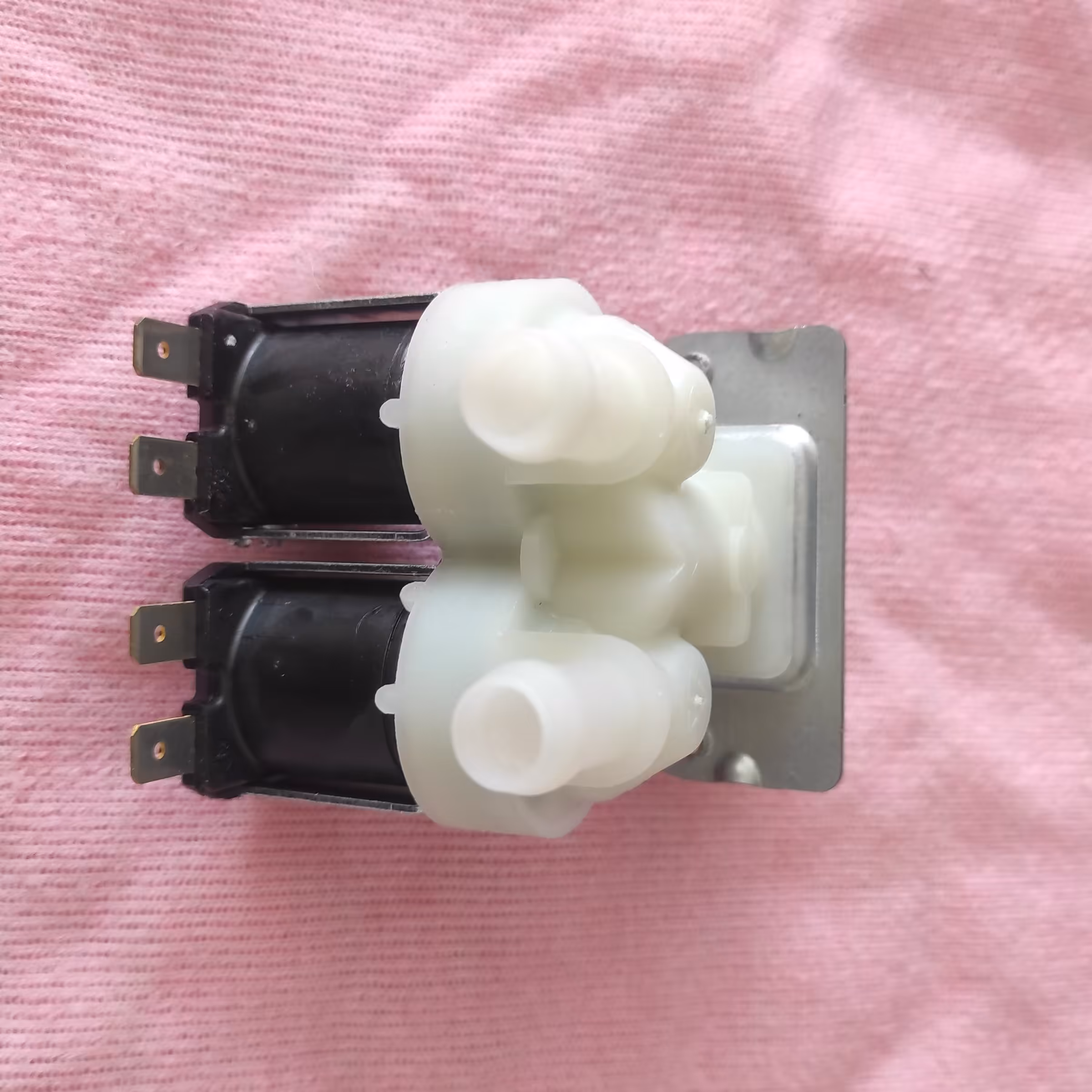 شیر برقی دوقلو لباسشویی 