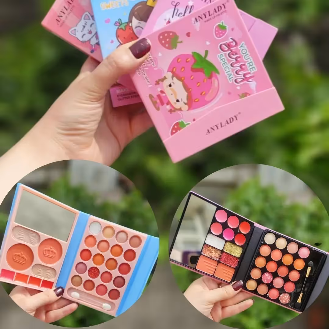 پالت سایه همه کاره انیلیدی   دارای سایه نودوشاین .رژگونه .رژ لب.کانتور وکانسیلر.اینه