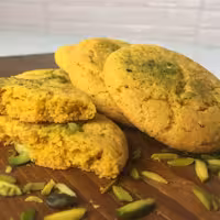 کوکی زعفران و پسته 500 گرمی