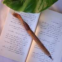 خودکار دست ساز برند فاریوتاب کد kh-84        متریال چوب بلوط