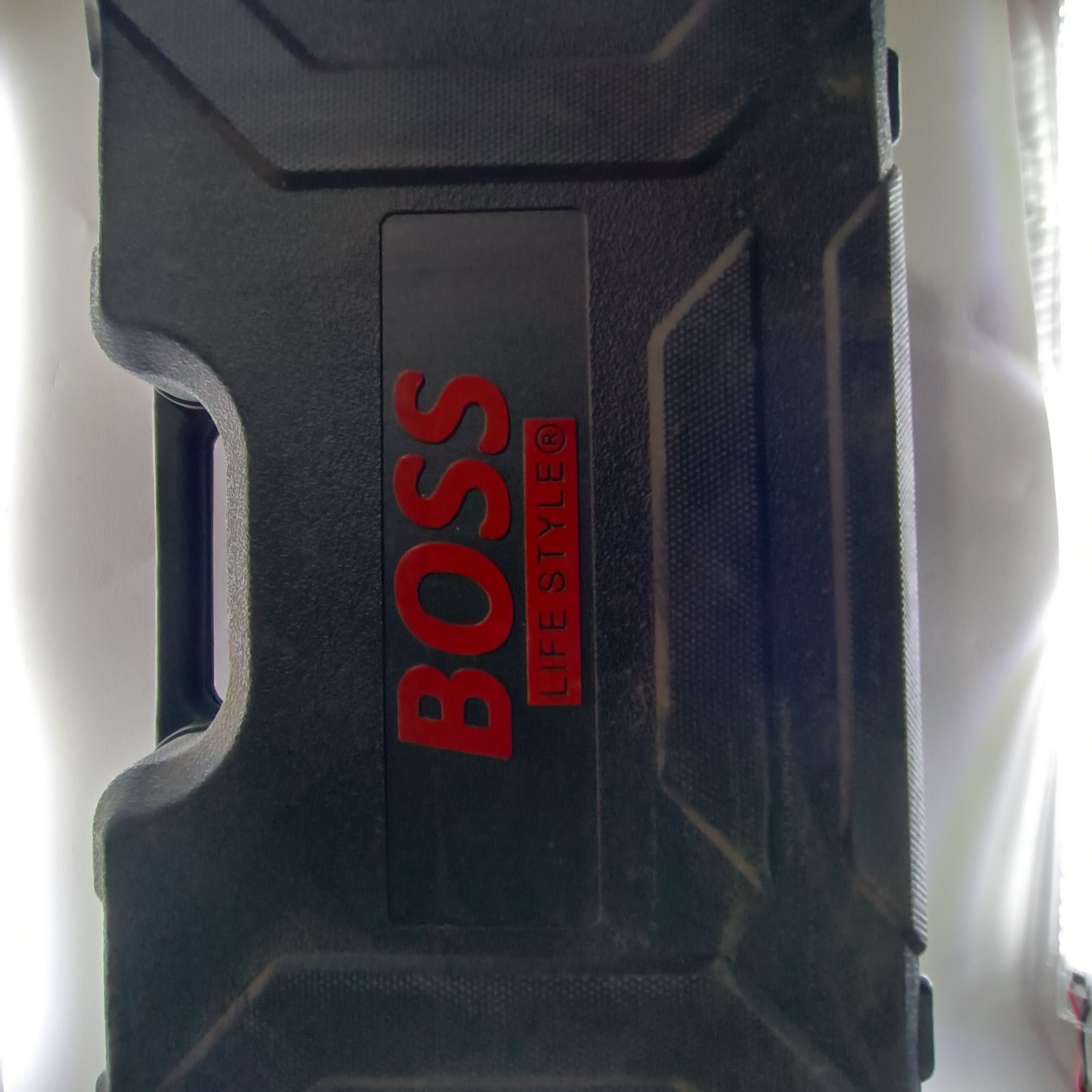 بتن کن BOSS 26