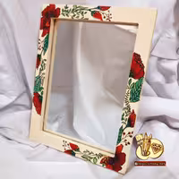 آینه رومیزی پایه دار با طرح ویترای