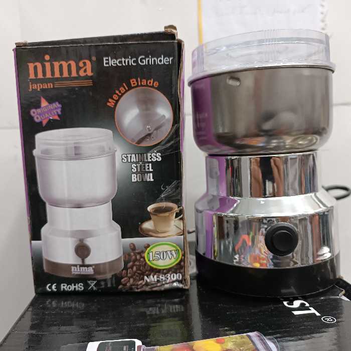 آسیاب نیما برای پودرکردن   توان مصرفی 150وات جنس تیغه استیل