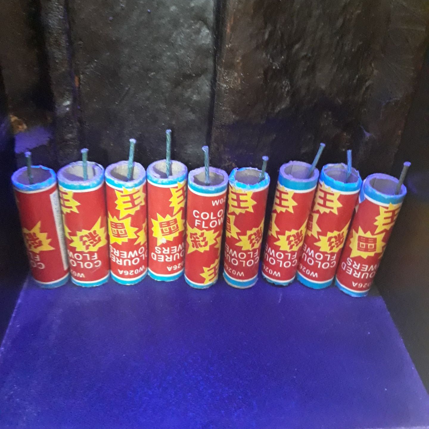 اسباب بازی ترقه بمبی قرمز اصل بکسی 