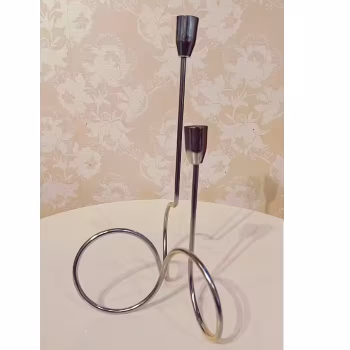 شمعدانی فلزی_درسه رنگ طلایی ونقره ای و مسی_مناسب شمع های قلمی