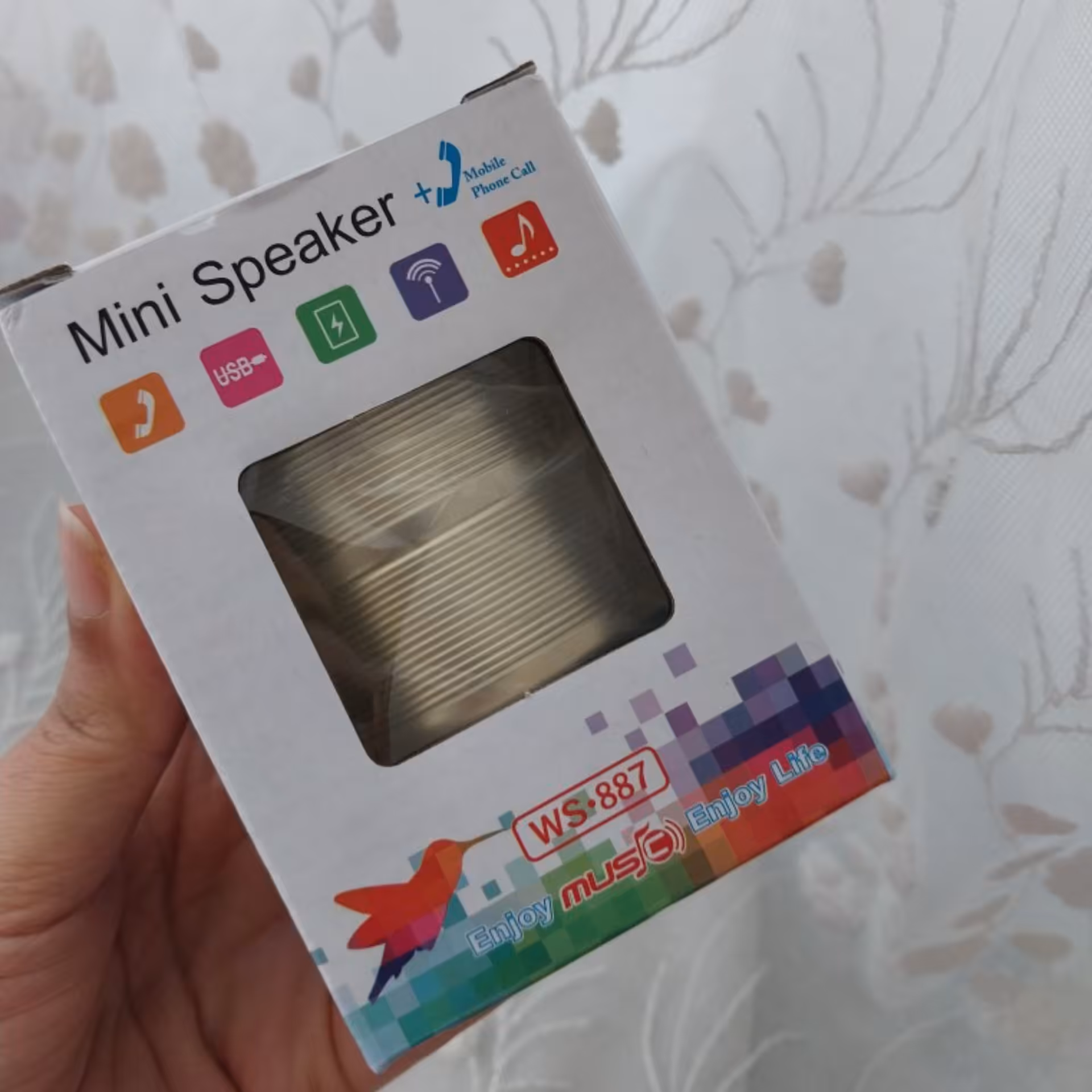 مینی اسپیکر با مزه و تو کیفی با کیفیت 