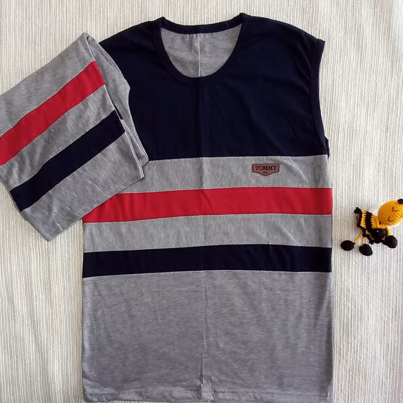 ست  تاپ و شلوارک ورزشی ملانژ نخ پنبه  تامی جینی و عمده در سه سایز 