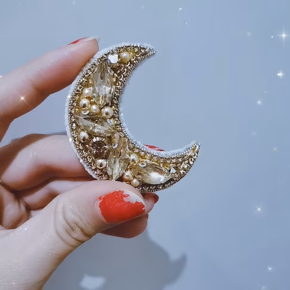 سنجاقسینه ماه