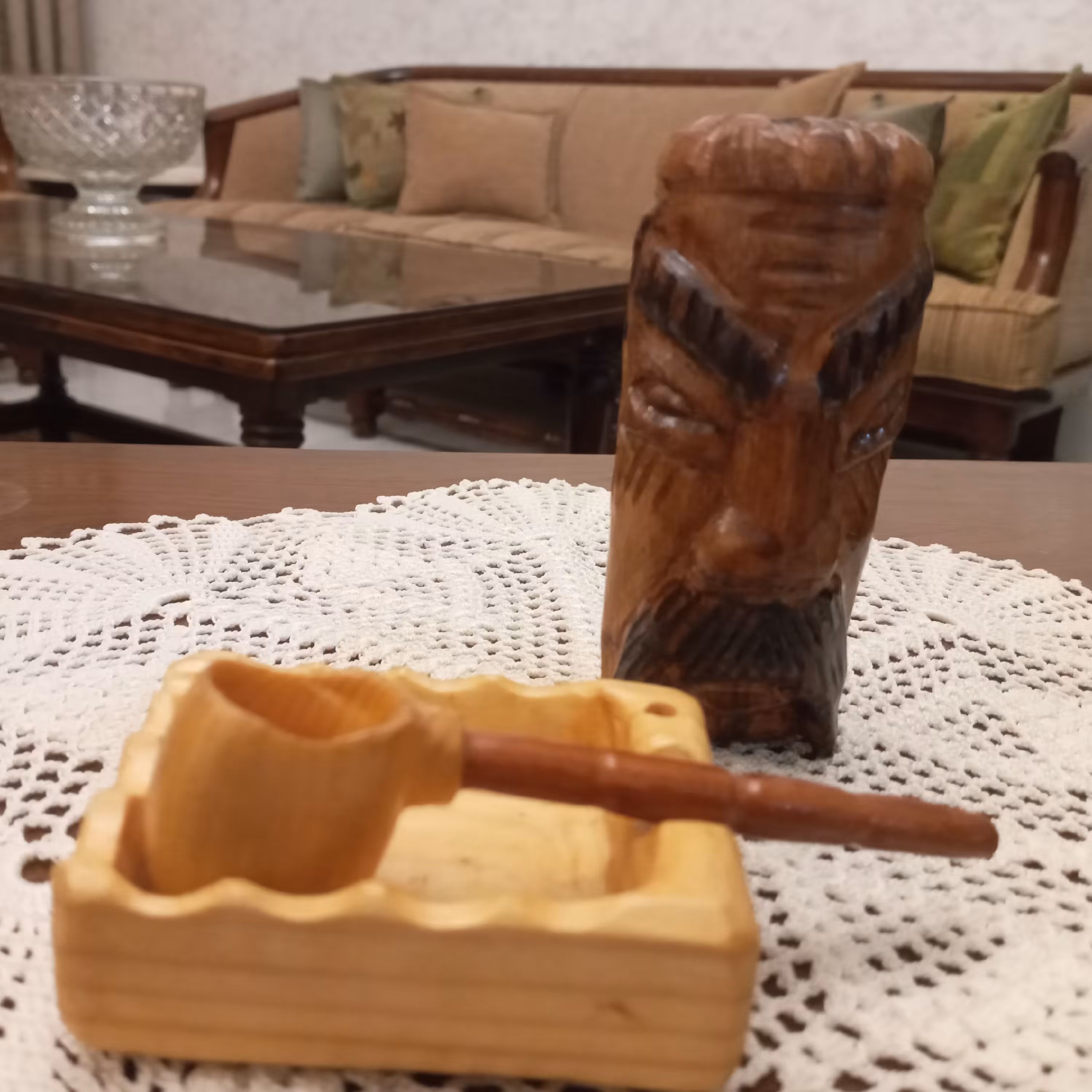 ست مجسمه جا عودی10سانتی همراه با چپق و زیر سیگاری دکوری کاملا دست ساز با پوشش رزین