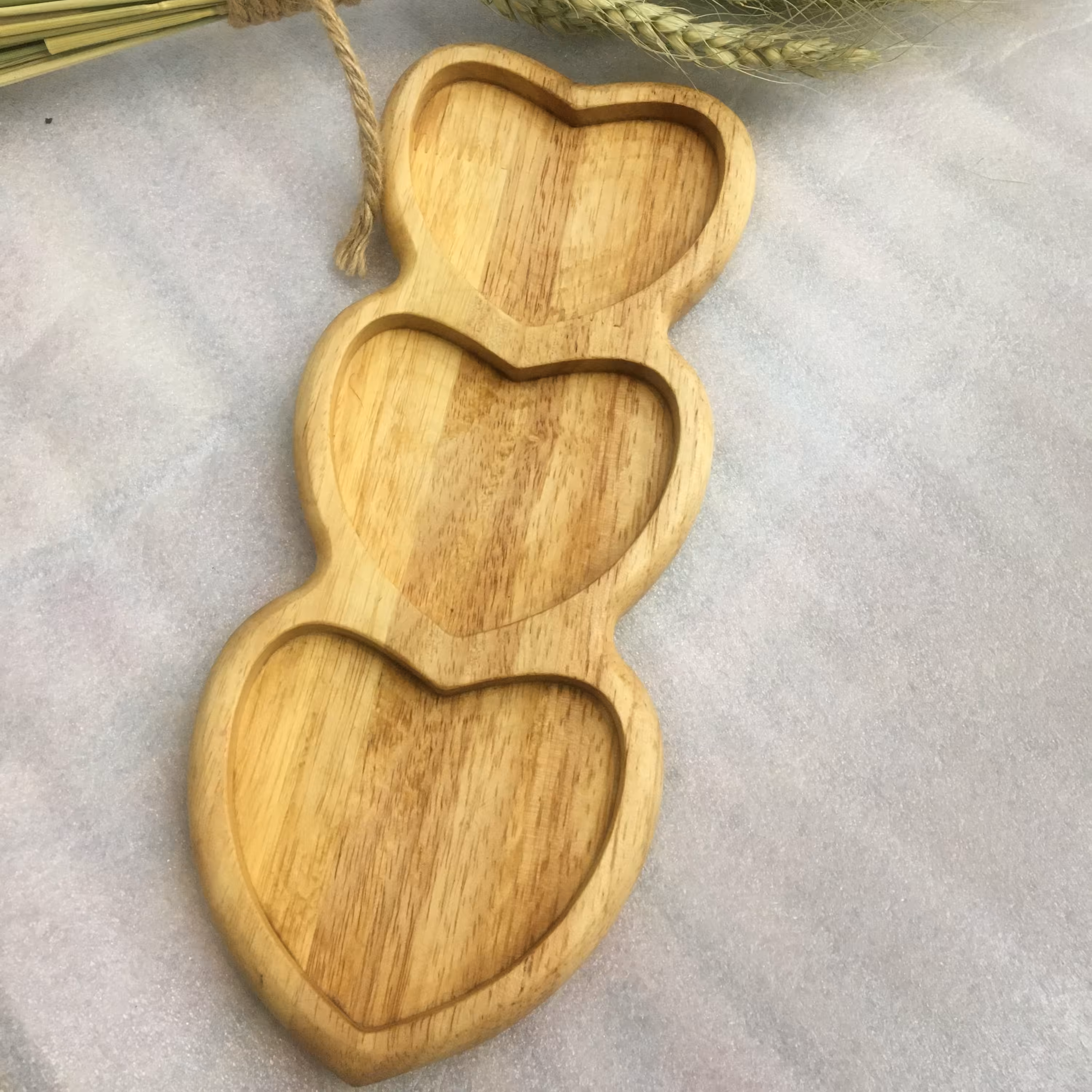 اردو خوری چوبی قلبی سه خانه از جنس چوب رابر عالی