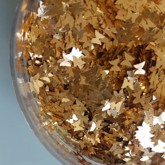 اکلیل طرحدار پروانه