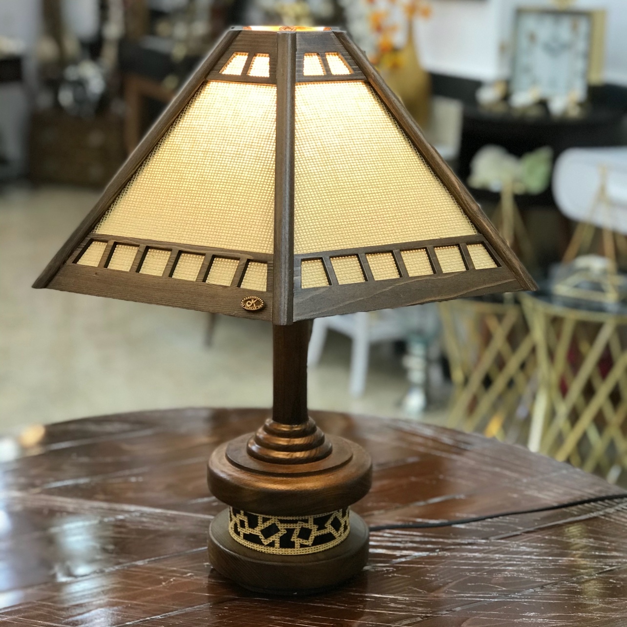 آباژور چوبی قهوه ای (هزینه ارسال با مشتری ،پسکرایه)