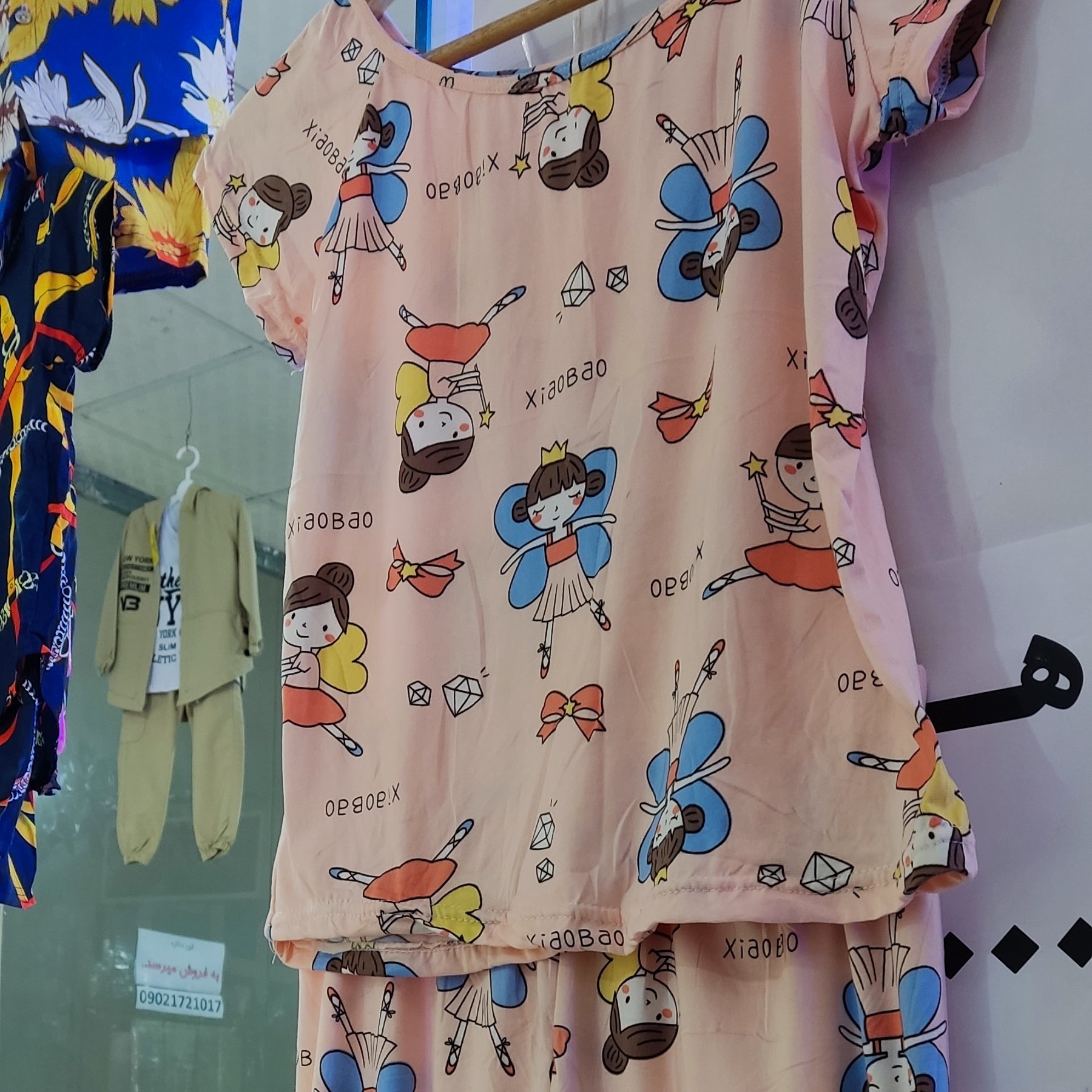 ست تیشرت شلوارک دخترانه نرم لطیف وارداتی جنس عالی سایز32الی42 .رنگ مشکی وصورتی موجوده