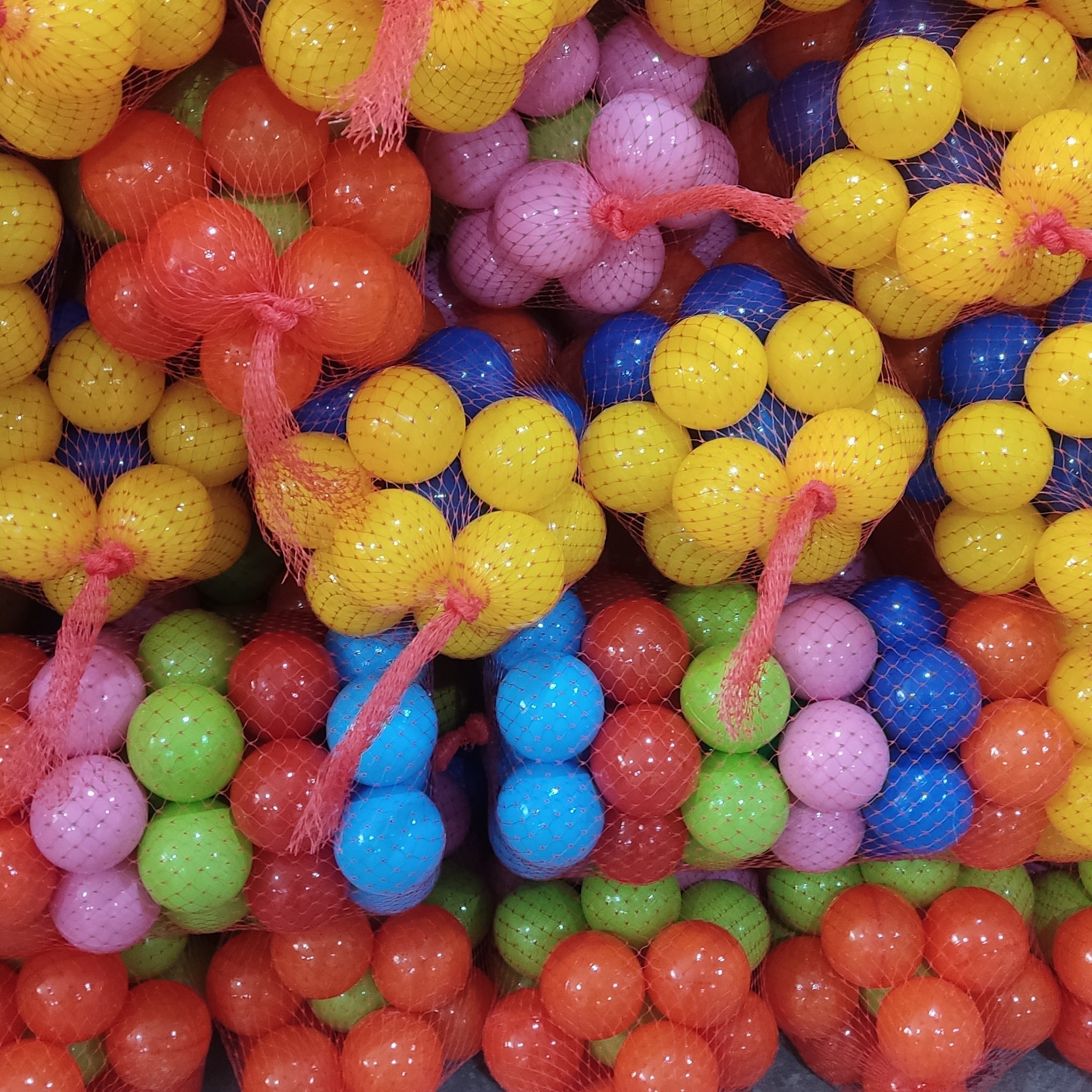 توپ استخری پک 50 عددی در هفت رنگ 