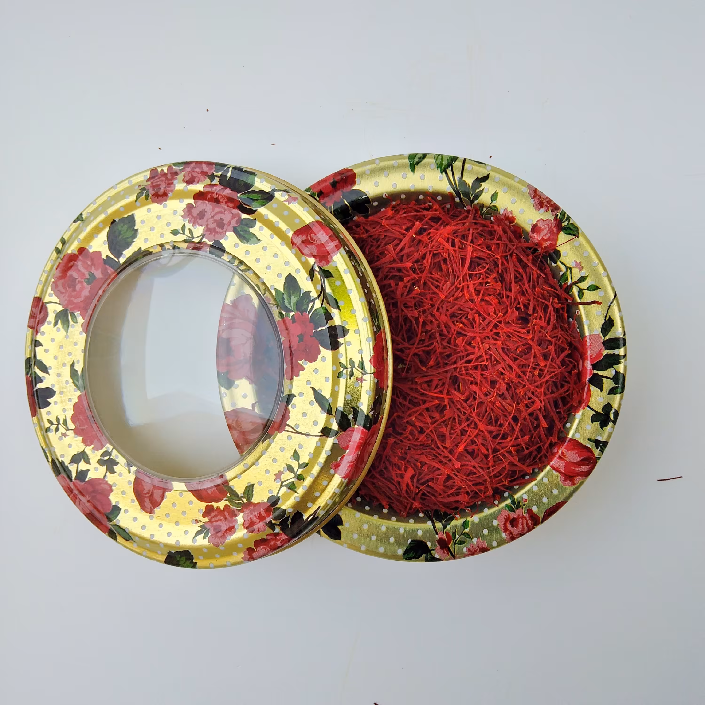 زعفران سرگل یک مثقالی با بسته بندی عالی  (ضمانت کیفیت و امکان مرجوع)